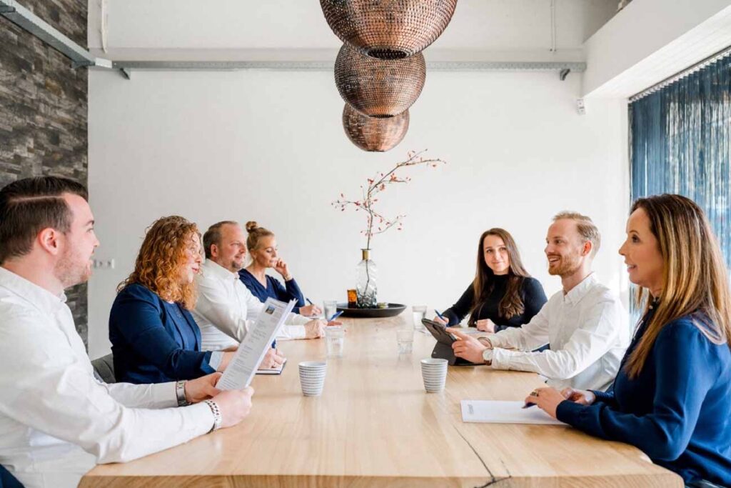 vergadering team van makelaars hypodomus